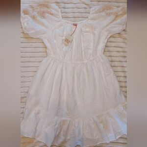 White Off The Shoulders Summer Dress With Pockets